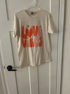 Gildan Cream Tee with Pink & Orange "LOVE VIBES" Graphic